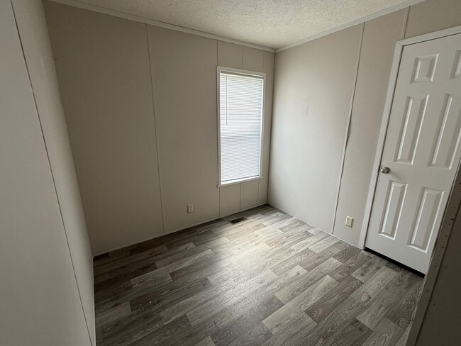 Building Photo - 511 Petty coat Dr. -