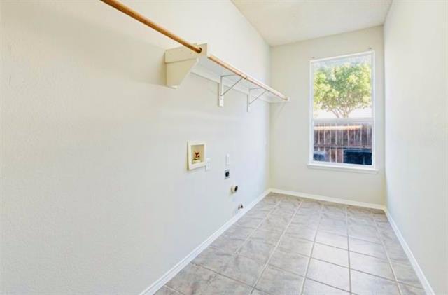 Building Photo - 4668 Park Bend Dr