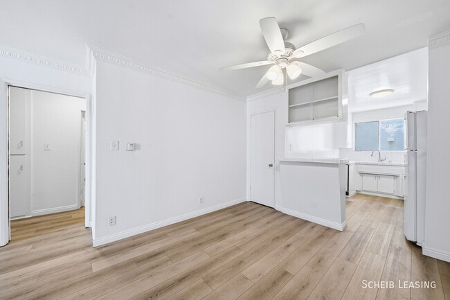 Building Photo - 426 Rexford Dr