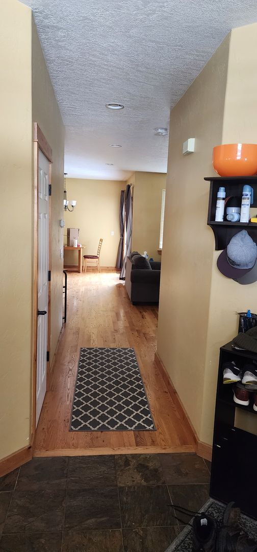 Building Photo - Cute Bungalow style home in Bozeman!