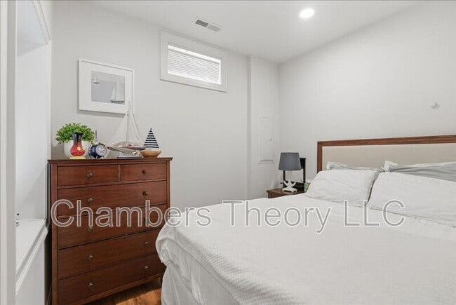 Building Photo - 8407 Chaucer House Ct