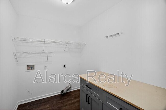 Building Photo - 154 Pleasant Grove Ln