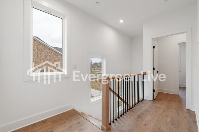 Building Photo - 129 Leggo Ave