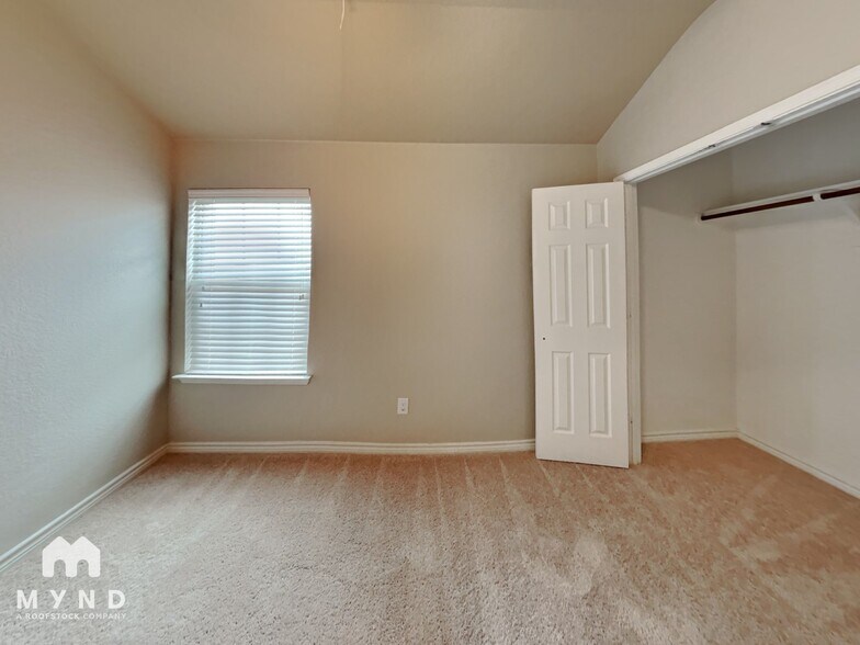 Building Photo - 1417 Castle Creek Dr