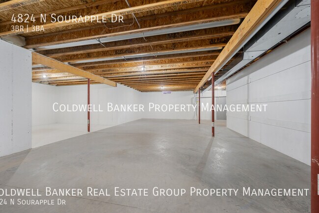 Building Photo - 4824 Sourapple Dr