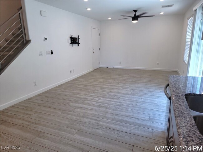 Building Photo - 338 Brockbank Pl