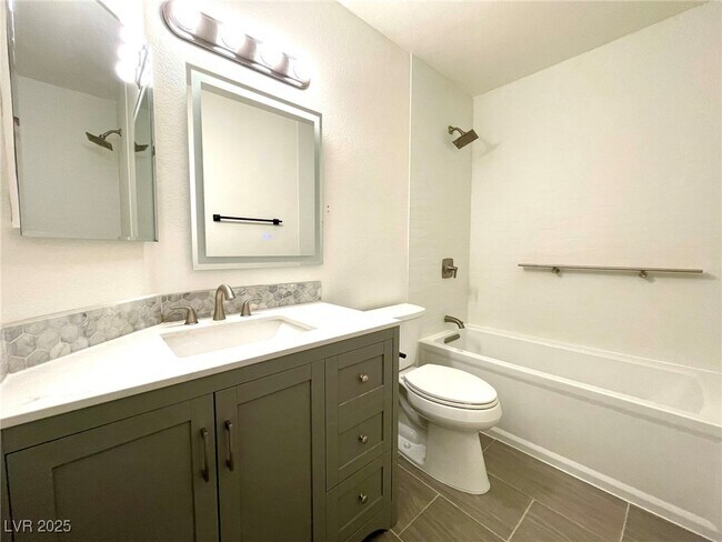 Building Photo - 1326 Pine Terrace Ct