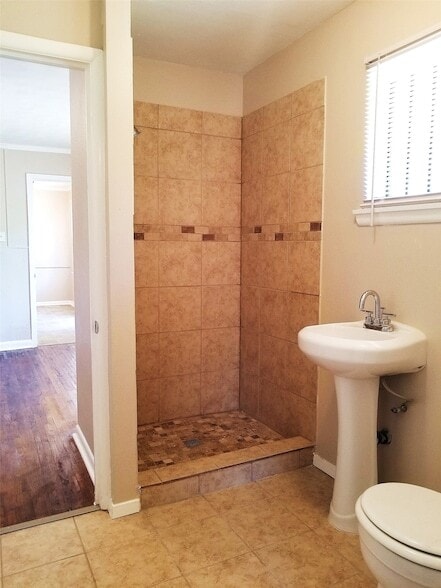 Building Photo - 4942 Rockport Dr