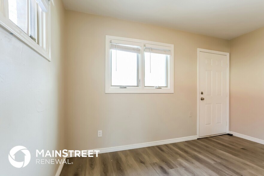 Building Photo - 1048 Quari St