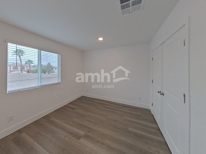 Building Photo - 5855 Fly Fisher St