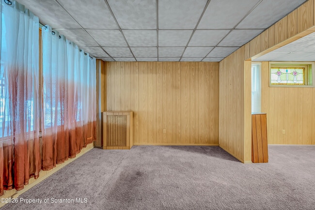 Building Photo - 396 Winola Ave