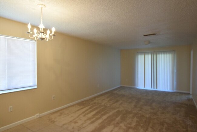 Building Photo - 112 Cory Ln