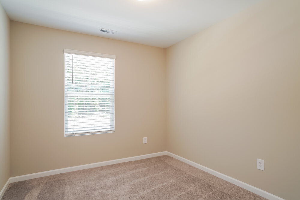 Building Photo - 524 Landing View Dr