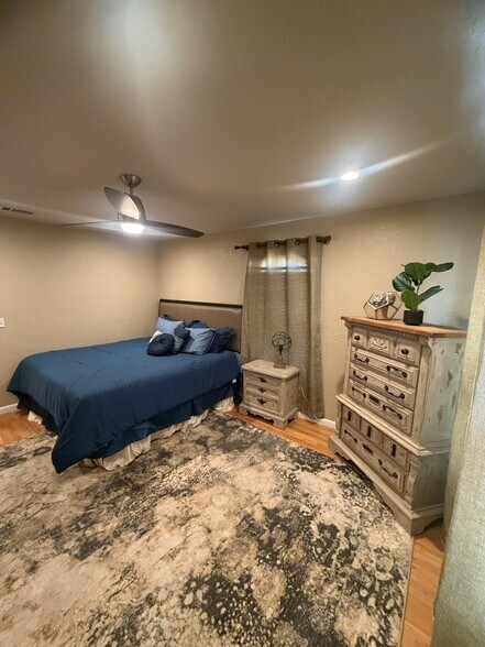 Building Photo - 7516 Lamount Dr