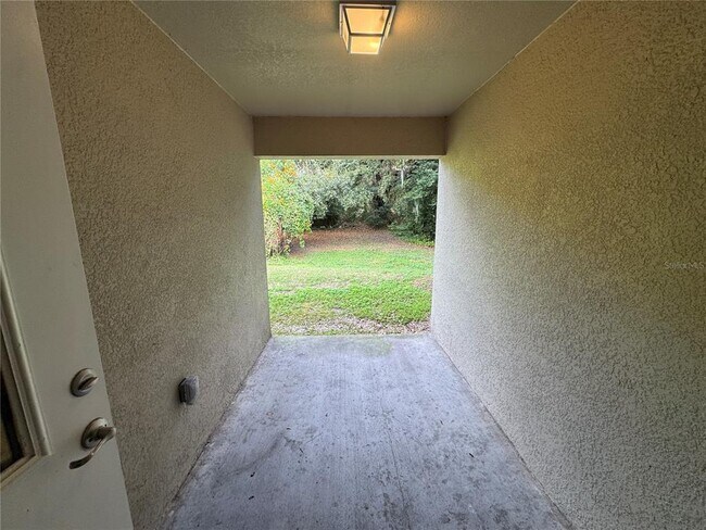 Building Photo - 708 Bon Air St