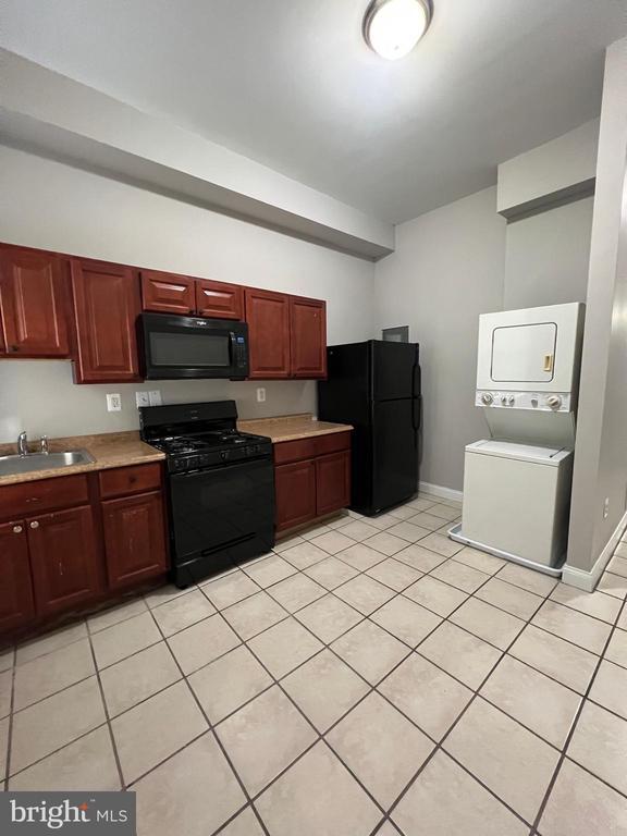 Building Photo - 2014 McCulloh St