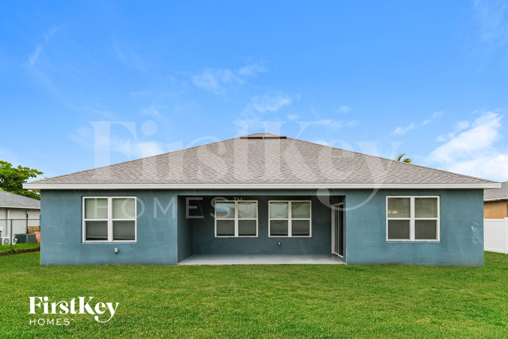 Building Photo - 614 SW 25th Ln
