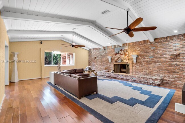 Building Photo - 7210 W Troon Cir