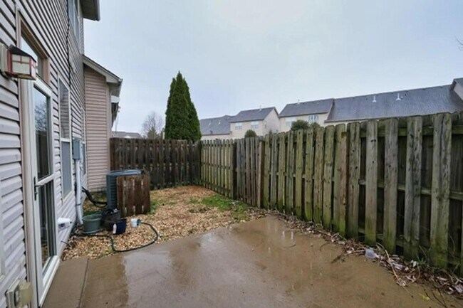 Building Photo - 515 Griffin Cir