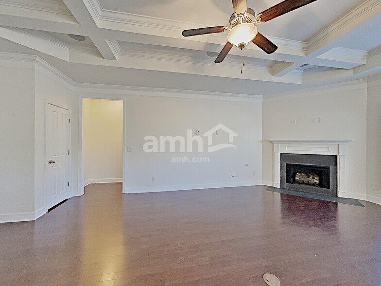 Building Photo - 1172 Frewin St