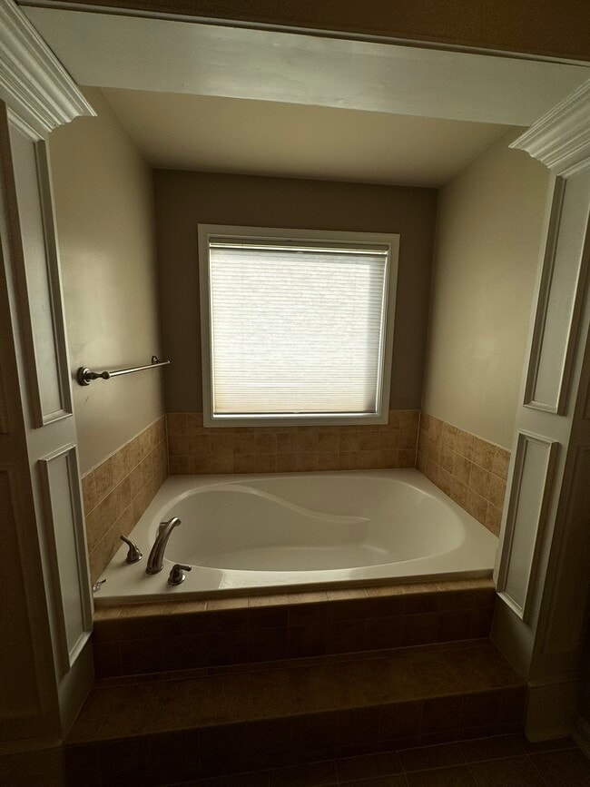 Building Photo - 22330 Douglas Ct