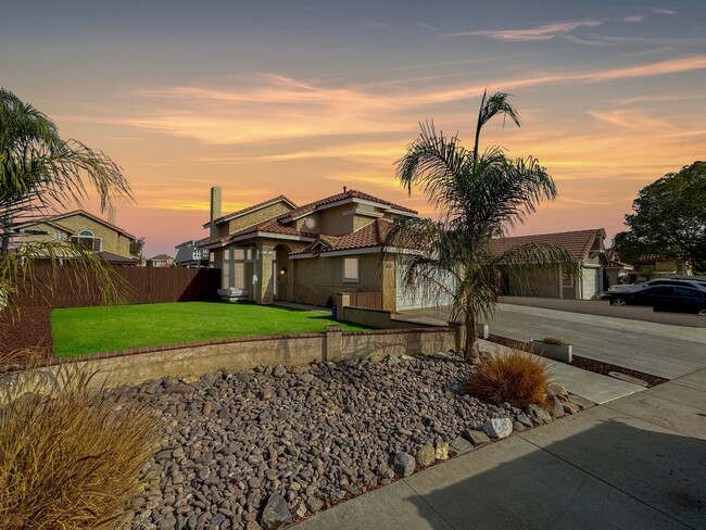 Building Photo - Stunning 3B/2.5BA House in Menifee!