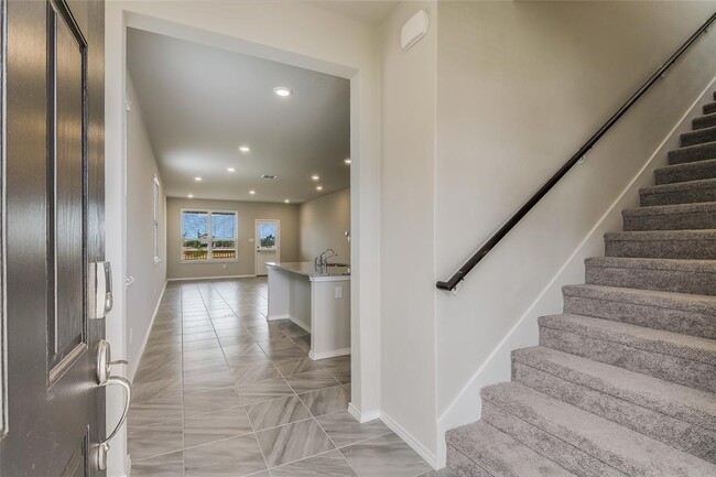 Building Photo - 3370 Rancho Grande