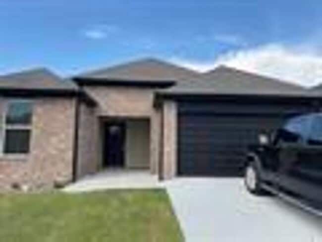 Building Photo - 503 Cain Trl