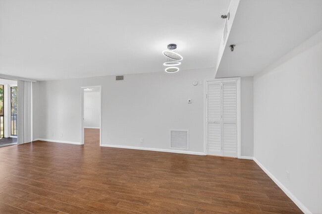 Building Photo - 5260 NW 2nd Ave