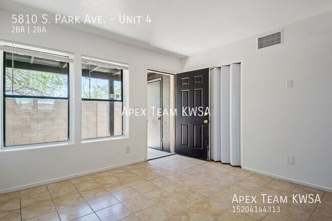 Building Photo - 5810 S Park Ave