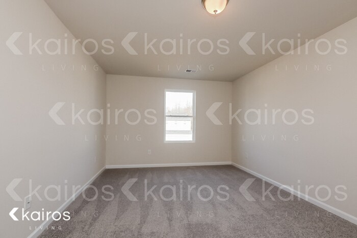 Building Photo - 453 Wagon Trail