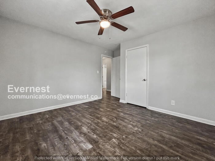 Building Photo - 3010 Cherokee Trail