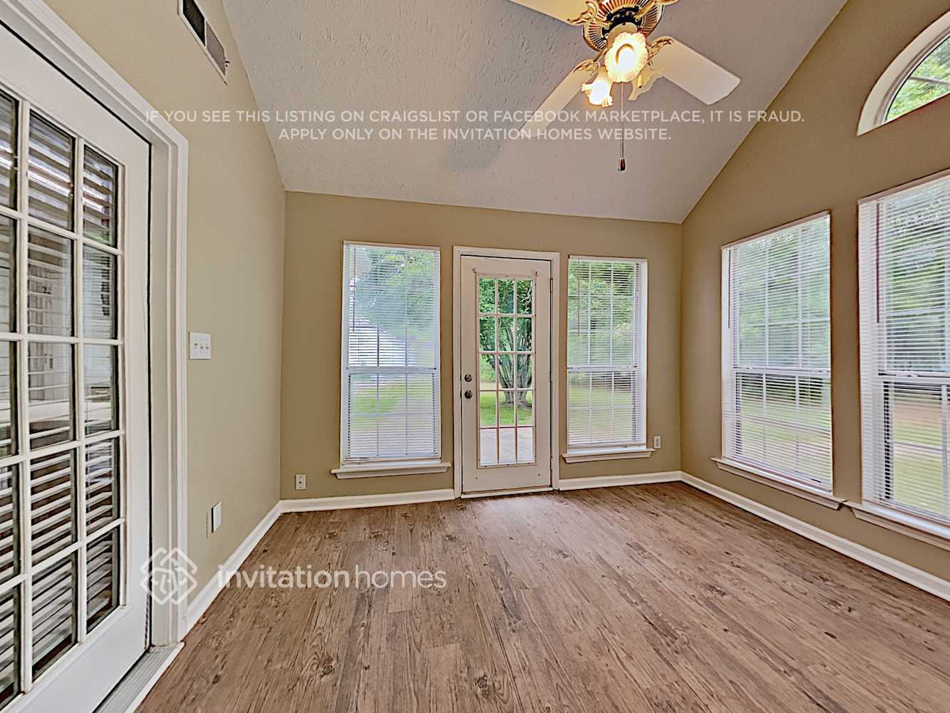 Building Photo - 89 Sawgrass Manor Dr