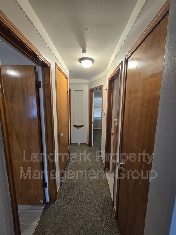 Building Photo - 18947 Runyon St