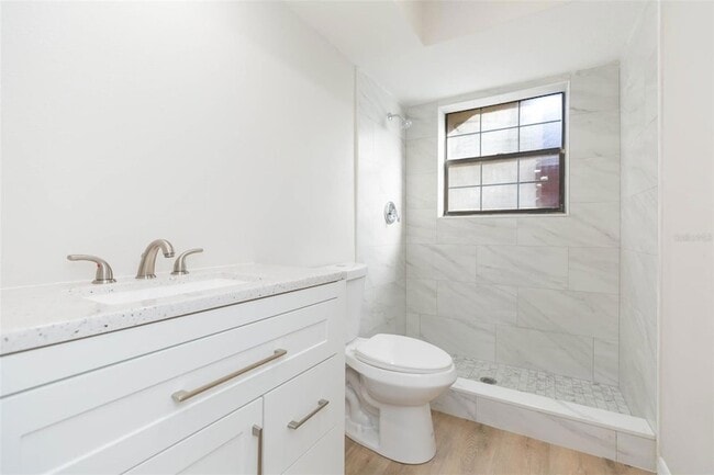 Building Photo - 6545 Brentwood Dr.