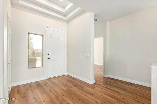 Building Photo - 13232 W Edgemont Ave