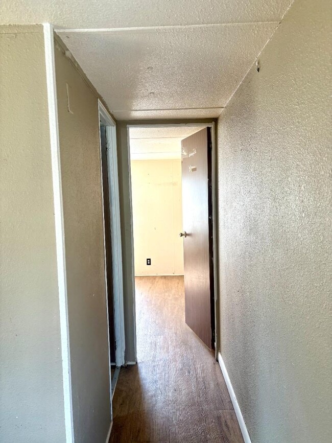Building Photo - 150 Private Road 1610