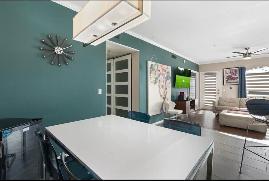 Building Photo - 15095 N Thompson Peak Pkwy