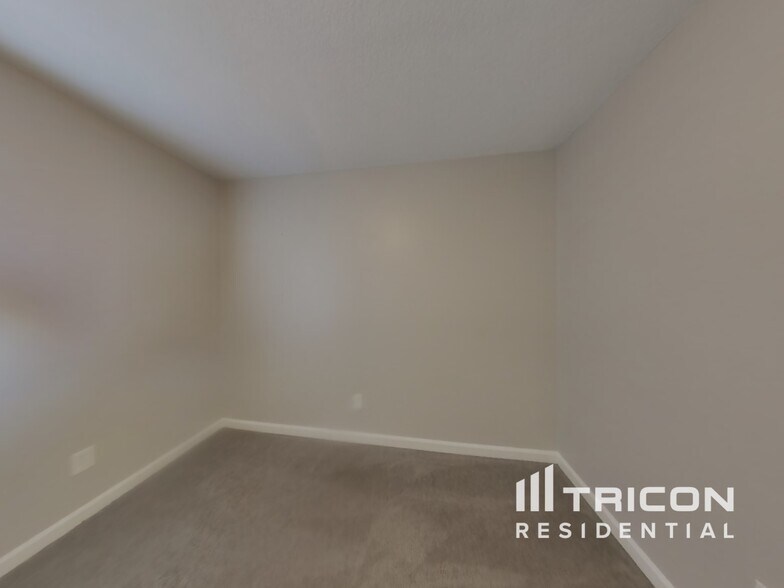 Building Photo - 404 Wolf Creek Ct