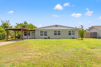 Building Photo - 1914 Clay Ave