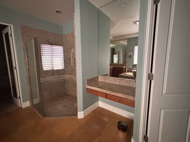 Building Photo - STUNNING STONEBROOK ESTATES HOME