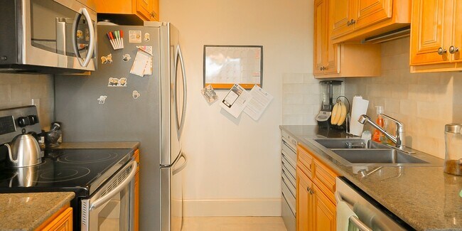 Interior Photo - Elliott Apartments