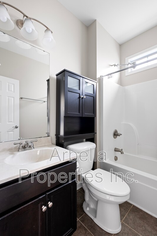 Building Photo - 901 Hackney Rd