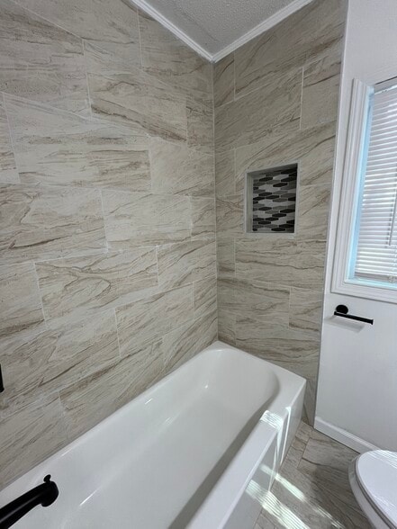 Building Photo - 3939 Mathis St