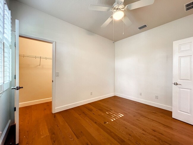 Building Photo - 33147 Shadow Branch Ln