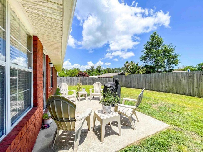 Building Photo - 1216 Benning Pl