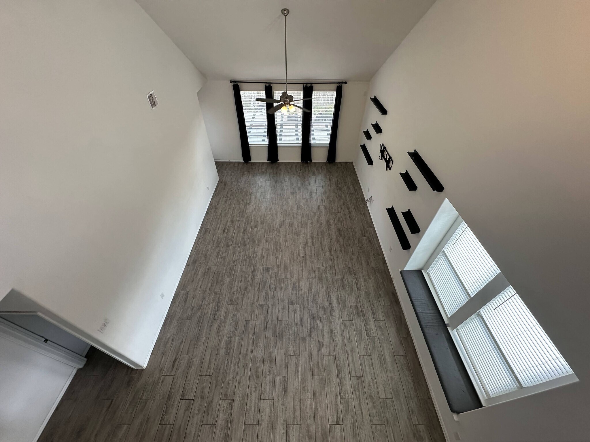 Building Photo - 3702 Allegro Dr