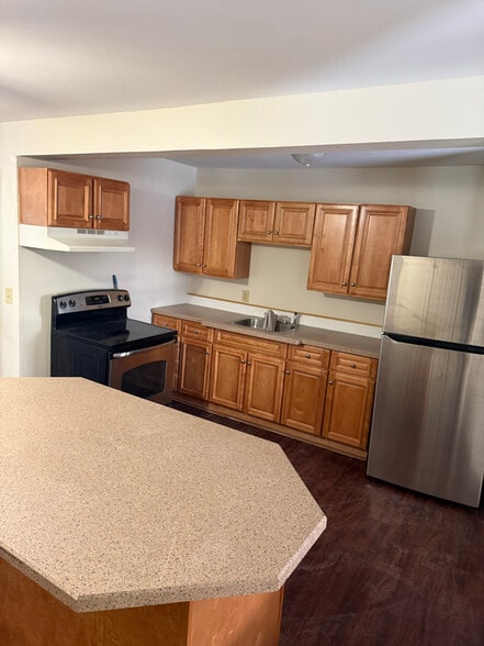 Building Photo - 2509 2nd Ave