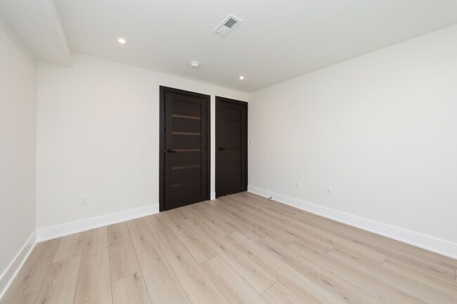 Building Photo - 2541 Turner St