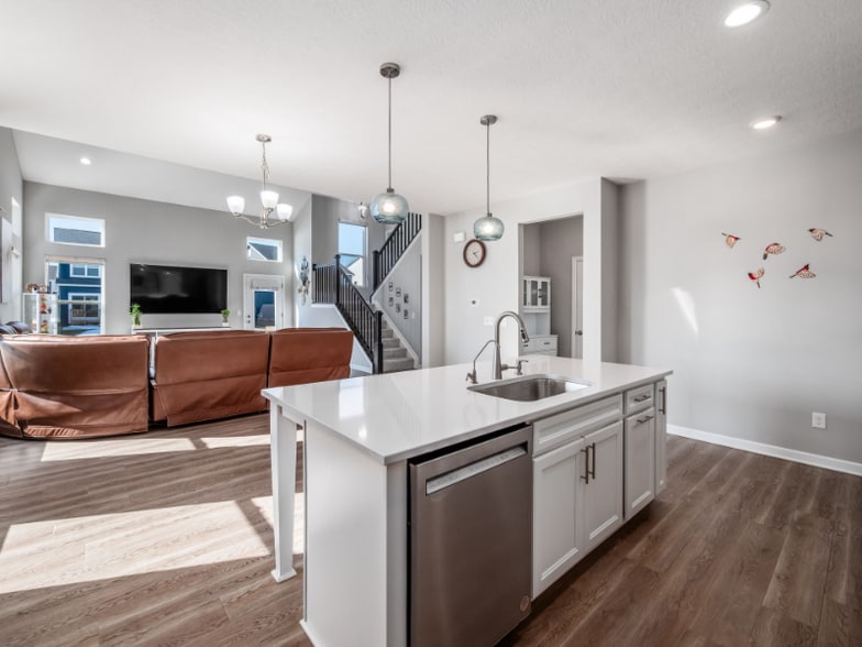 Building Photo - 127 Silver Pne Ln